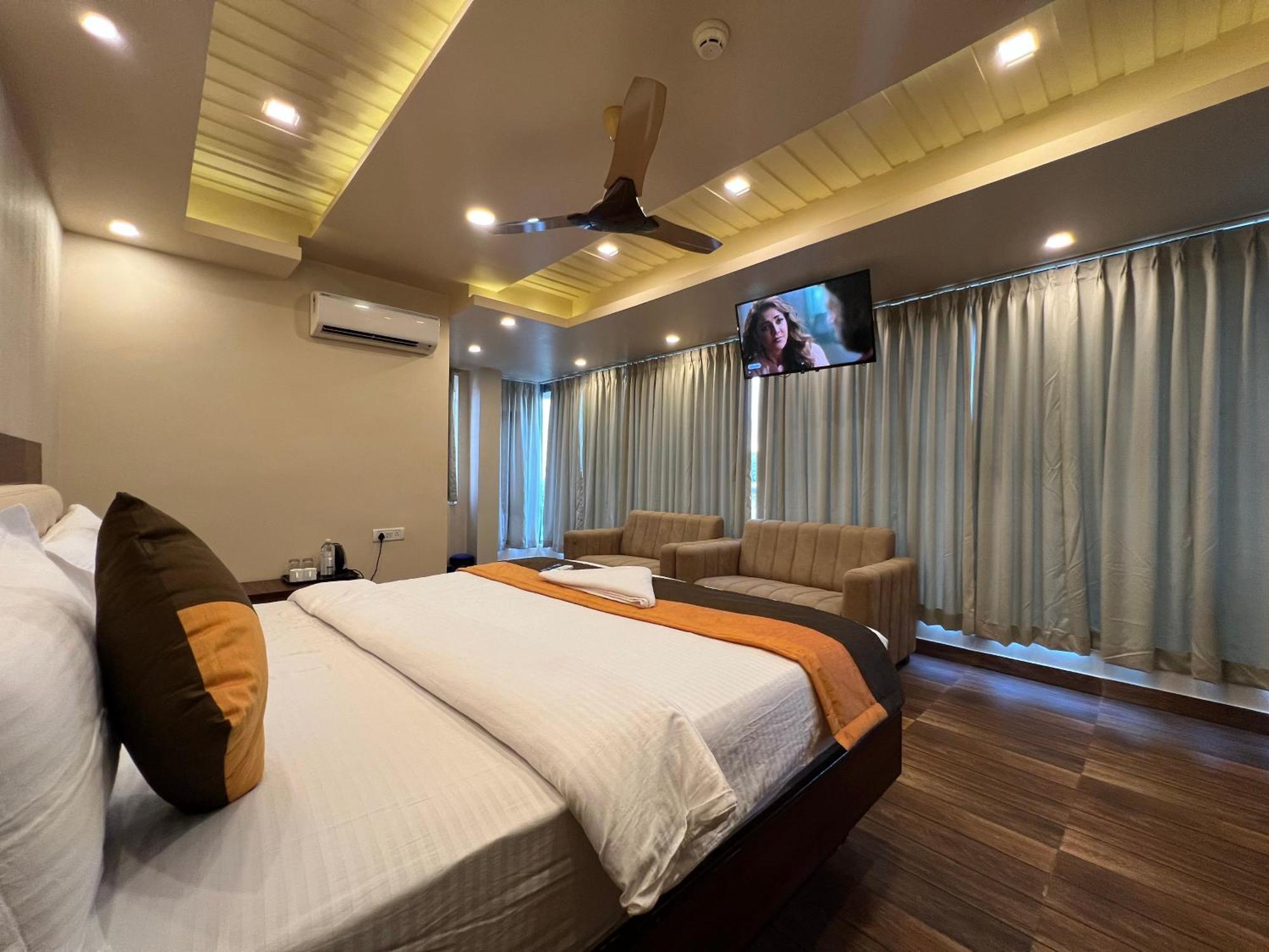 Grand Falcon Electronic City Kammasandra Экстерьер фото